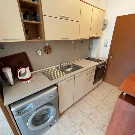 съни дей 3 Apartment *